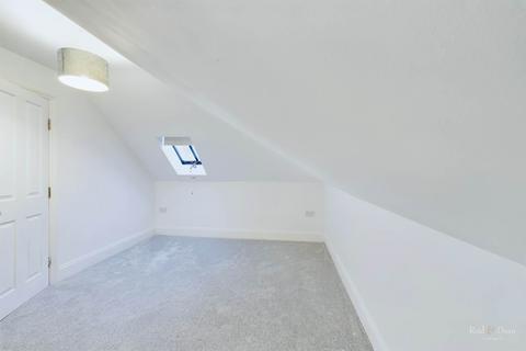 1 bedroom flat to rent, Upperton Gardens, Eastbourne