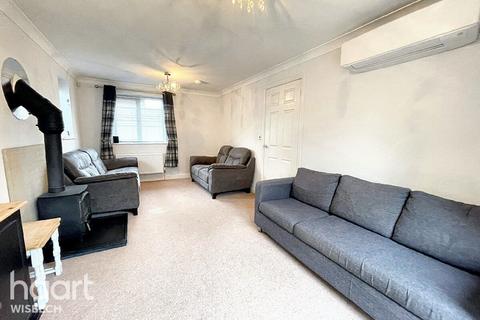 2 bedroom chalet for sale, Winceby Close, Wisbech