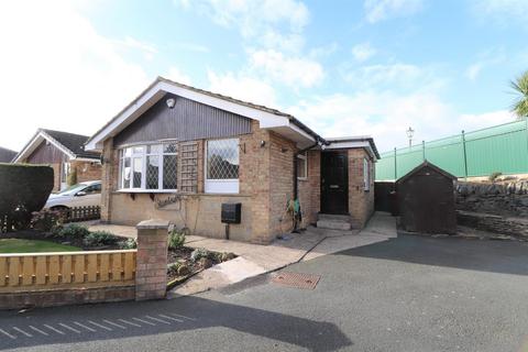 undefined, Sunny Bank Grove, Thornbury, Bradford, West Yorkshire, BD3