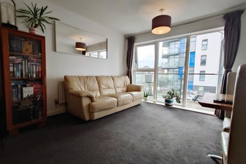 1 bedroom flat for sale, Clovelly Place, Greenhithe, DA9 9FB