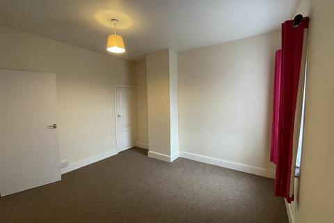 2 bedroom terraced house to rent, Caulton Street, Stoke-on-Trent ST6