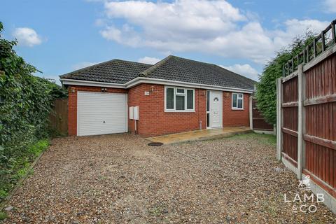 3 bedroom detached bungalow for sale, Douglas Road, Clacton-On-Sea CO15