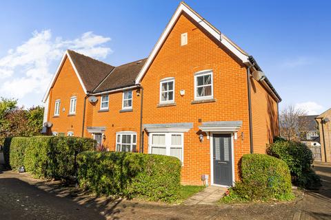 3 bedroom end of terrace house for sale, Iris Drive, Sittingbourne, Kent, ME10