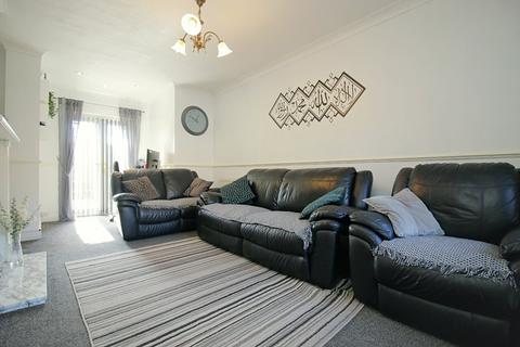 79 Ashbourne Way, Bradford, BD2 4DU