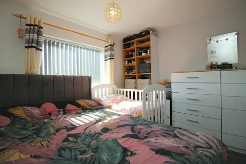 79 Ashbourne Way, Bradford, BD2 4DU