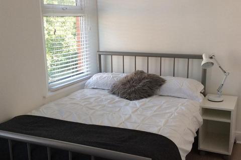 4 bedroom private hall to rent, Westbourne Road, Fallowfield, Manchester