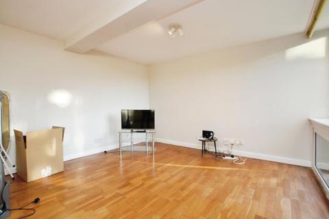 3 bedroom apartment to rent, Durdham Park, Bristol BS6