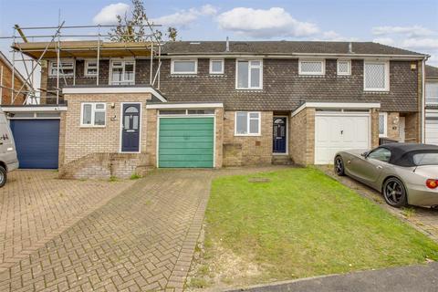 4 bedroom terraced house for sale, Conifer Rise, High Wycombe HP12