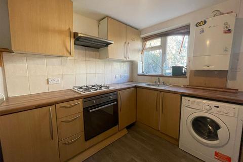 undefined, Great West Road, Hounslow TW5