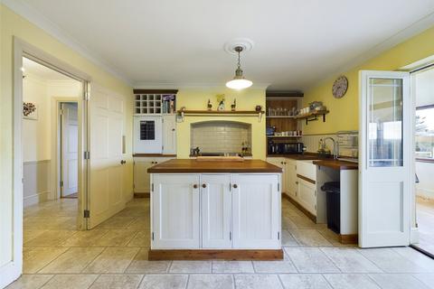 5 bedroom detached house for sale, St. Andrews Close, Sutcombe, Holsworthy