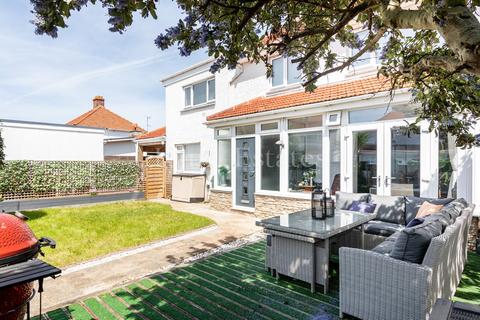 5 bedroom semi-detached house to rent, Green Road, St. Clement, Jersey . JE2 6PQ