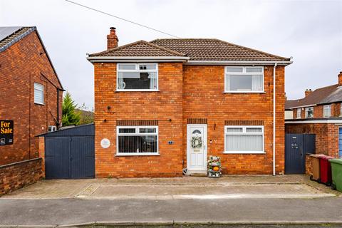 3 bedroom detached house for sale, Woollin Avenue, Scunthorpe