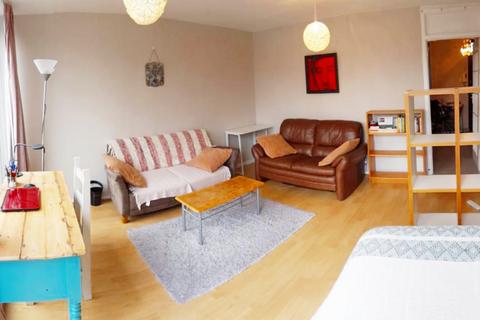 1 bedroom in a flat share to rent, London, N1