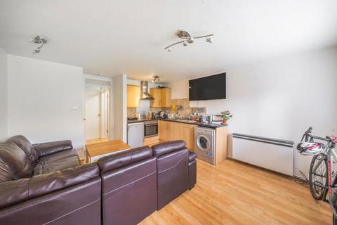 1 bedroom flat for sale, Maypole Road, Taplow, Maidenhead, Buckinghamshire, SL6 0NF