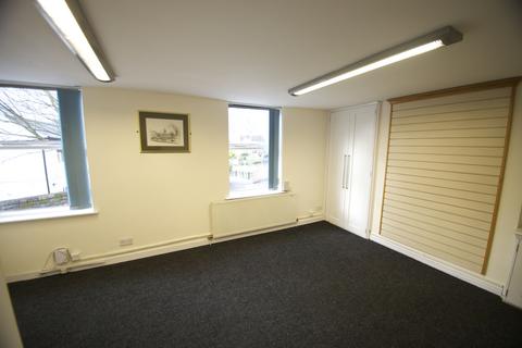 Property to rent, The Cross, Lymm WA13