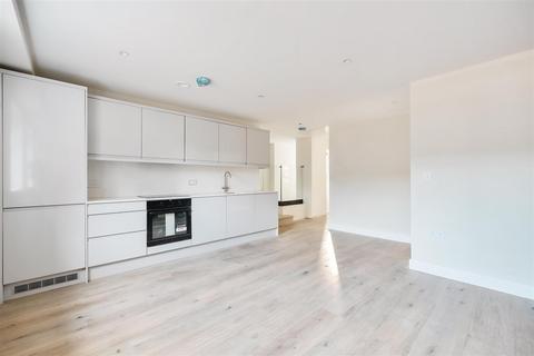 1 bedroom flat for sale, High Street, Ewell, Epsom