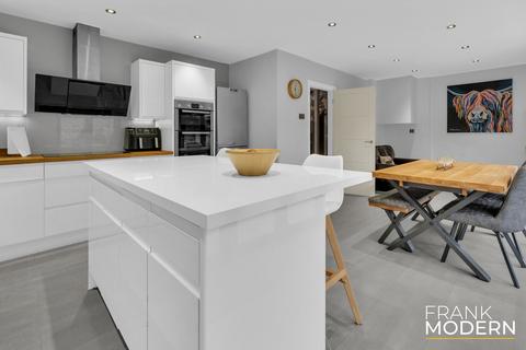 Marske Barnack Road, Bainton, Stamford, PE9 3AE
