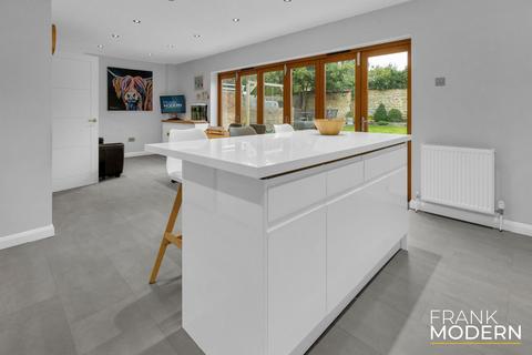 Marske Barnack Road, Bainton, Stamford, PE9 3AE