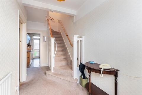 3 bedroom house for sale, Martin Way, London SW20