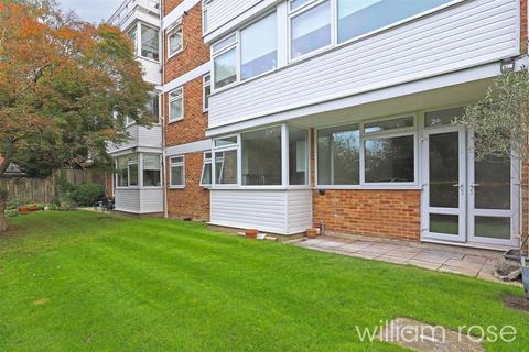 3 bedroom apartment for sale, The Albany, Woodford Green IG8