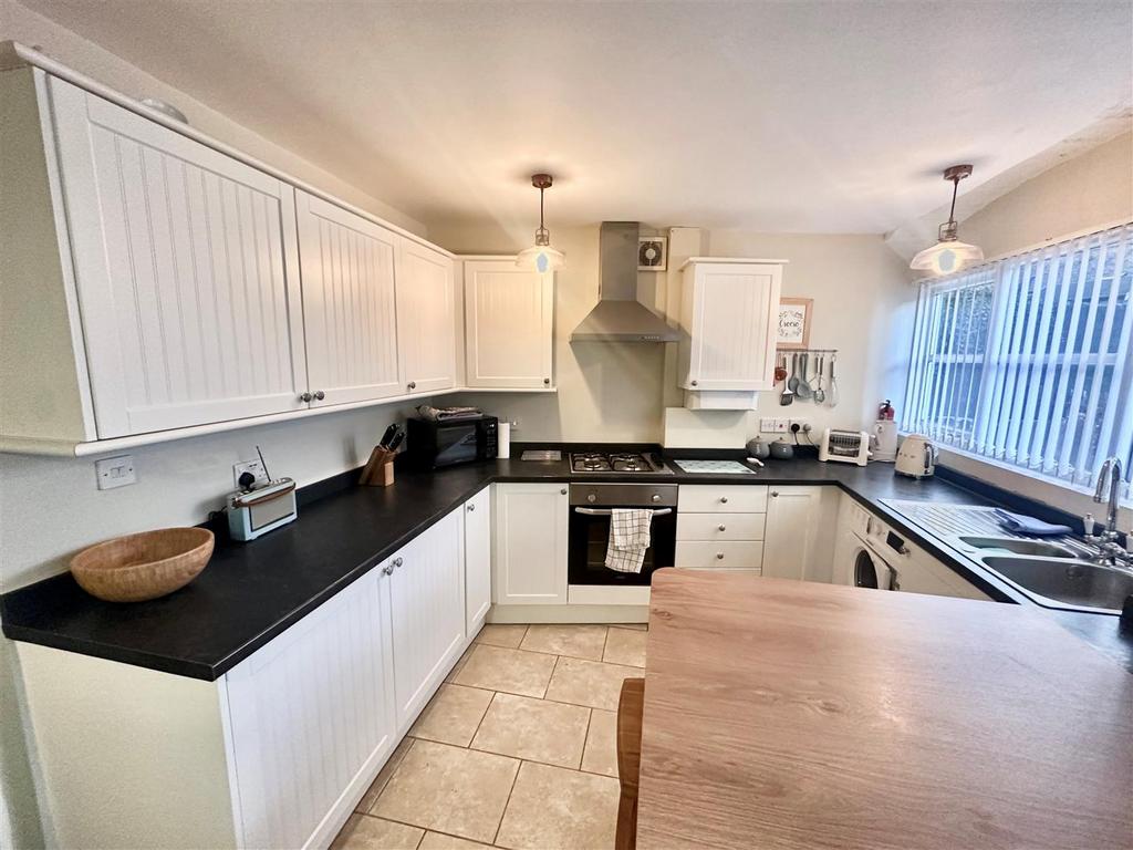Bridge Street, Llanrwst 2 bed terraced house for sale £189,950