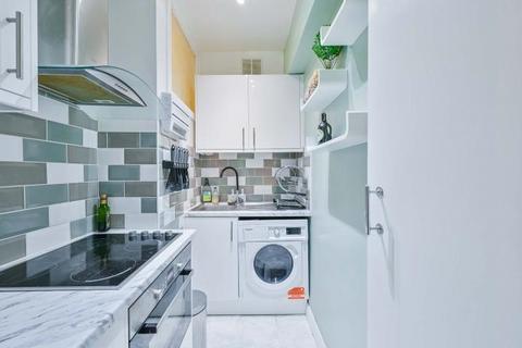 1 bedroom flat for sale, Russell Court, Woburn Place, London, WC1H