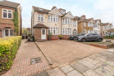 4 bedroom semi-detached house for sale, London EN2