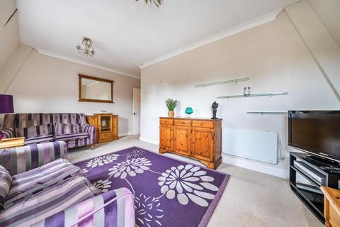 2 bedroom flat for sale, Windsor,  Berkshire,  SL4