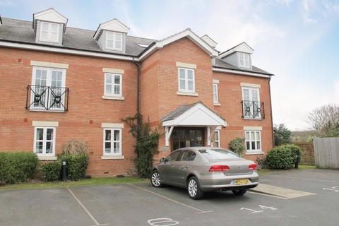 1 bedroom house to rent, Knights Court, Warwick