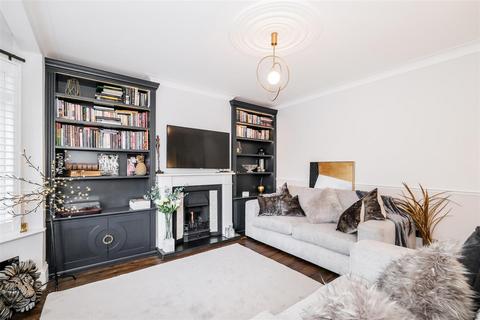 33 Beresford Road, London, E4 6EE