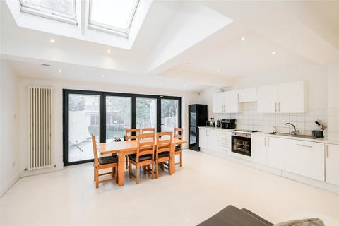 33 Beresford Road, London, E4 6EE