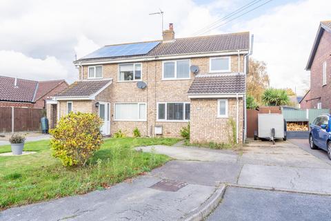 3 bedroom semi-detached house for sale, Melrose Close, Lowestoft