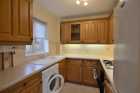 1 bedroom apartment to rent, Ellen Drive, Fleet GU51