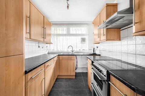 1 bedroom flat for sale, Paulet Road, London, SE5