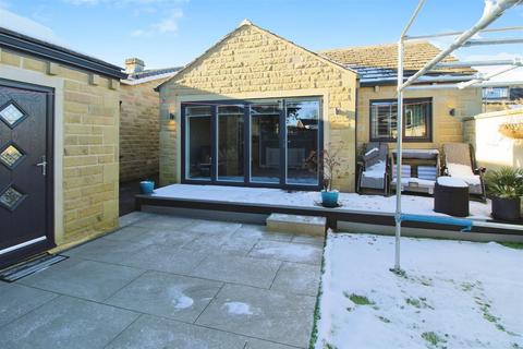 2 bedroom detached bungalow for sale, Beldon Lane, Bradford BD7