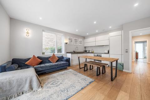 2 bedroom flat for sale, Copenhagen Street, Islington