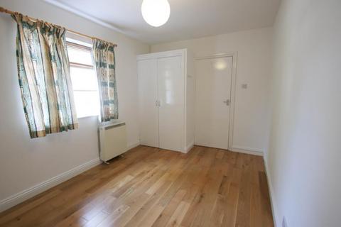 1 bedroom ground floor flat to rent, Flat 2 Berkeley Court, North Sherwood Street, Nottingham, NG1 4EF