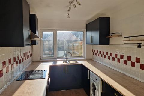 2 bedroom terraced house to rent, Pegler Street, Brynhyfryd, Swansea