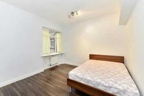 2 bedroom penthouse to rent, London NW1