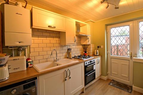 3 bedroom semi-detached house for sale, Gaskell Way, King's Lynn