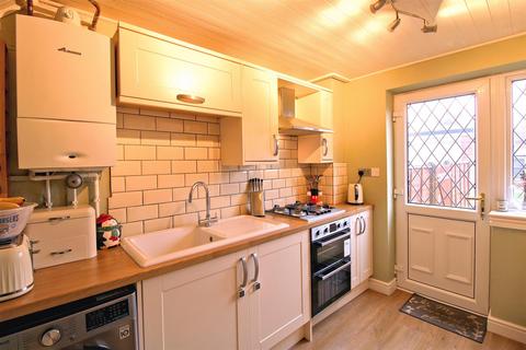 3 bedroom semi-detached house for sale, Gaskell Way, King's Lynn