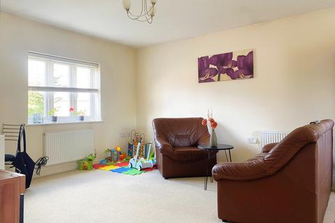 2 bedroom house to rent, Winter Gardens Way, Banbury OX16