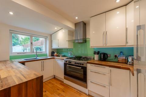 4 Park Row, London, SE10 9NG
