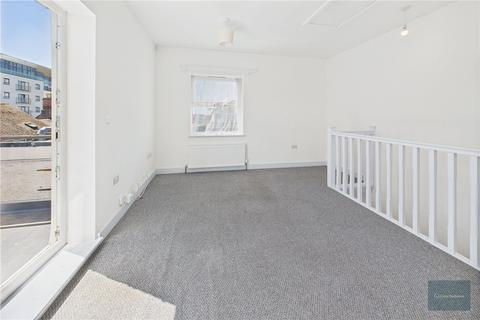2 bedroom semi-detached house to rent, Ross Street, Plymouth PL2