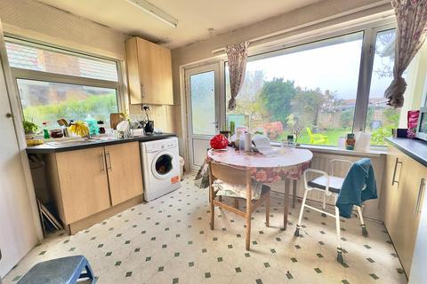 3 bedroom detached bungalow for sale, Gladys Avenue, Peacehaven