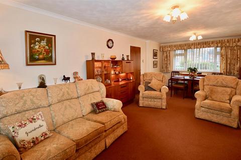 2 bedroom detached bungalow for sale, Four Acre Mead, Bishops Lydeard