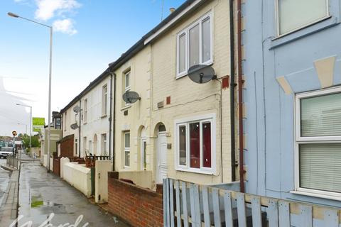 2 bedroom terraced house to rent, Jeffery Street Gillingham ME7