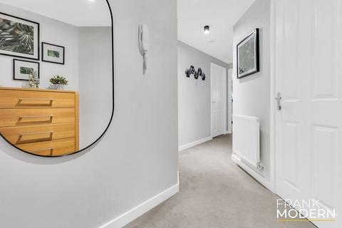 12 Harmony Grove, Hampton Gardens, Peterborough, PE7 8QX