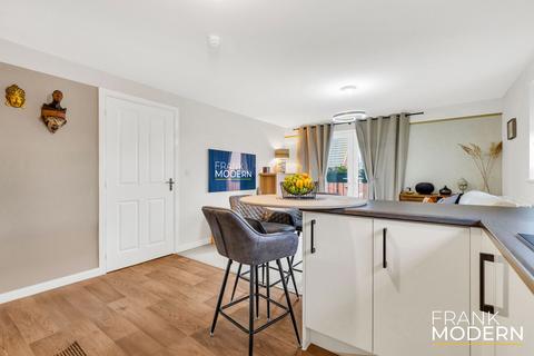 12 Harmony Grove, Hampton Gardens, Peterborough, PE7 8QX