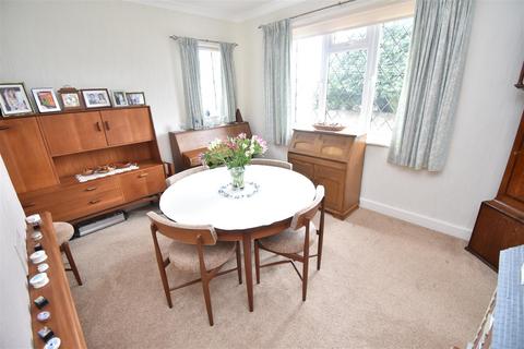 111 Nore Road, Portishead, Bristol, BS20 8DU